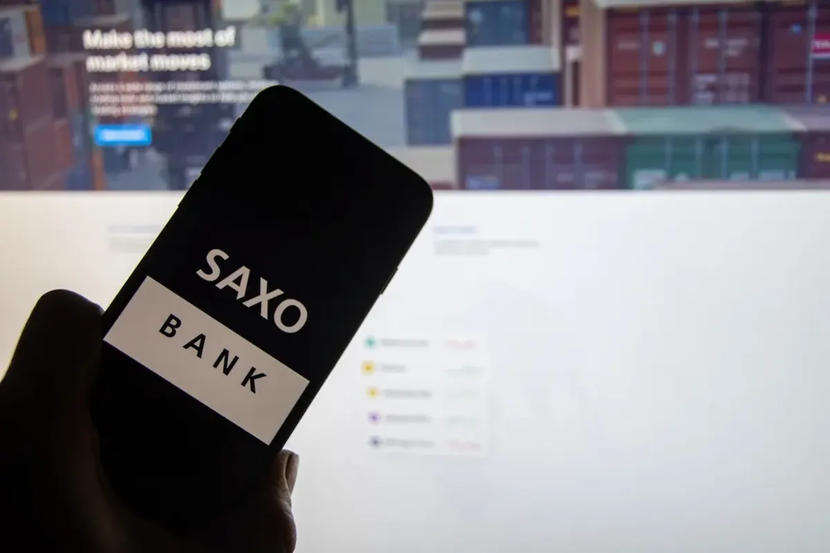 Strategic Changes in Saxo Bank