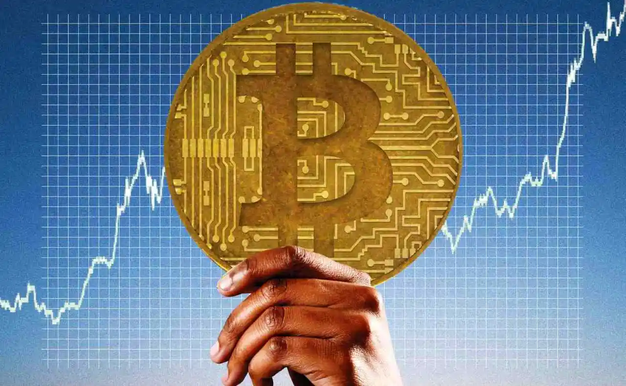 bitcoin-next-boom-analyst-predicts-$185000-target-based-on-supply-shock-trends