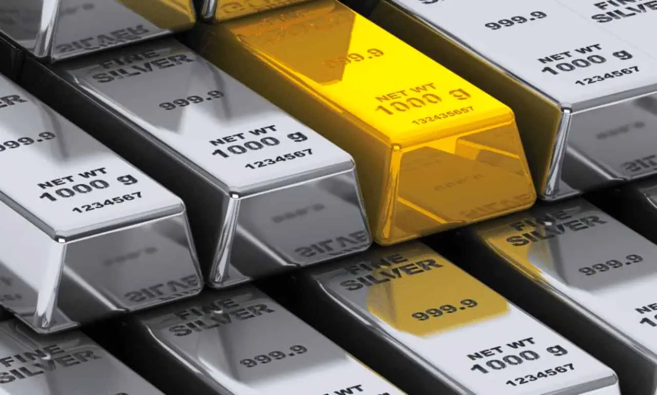 gold-and-silver-prices-in-flux-as-fed-cues-and-tariff-tensions-stir-markets