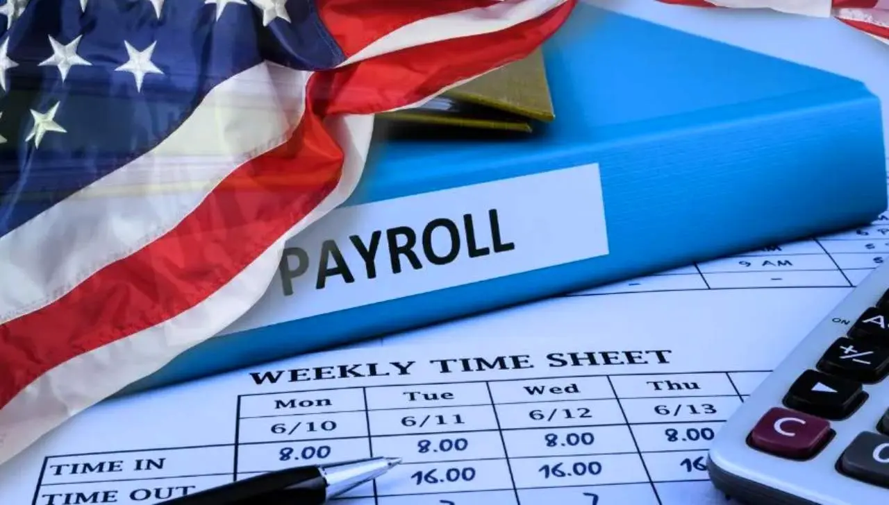 us-private-payrolls-beat-expectations-in-july-fueling-market-optimism